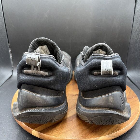 Nike Giannis Immortality Shoes Mens Size 18 Black Gray Basketball CZ4099-009 main image 4